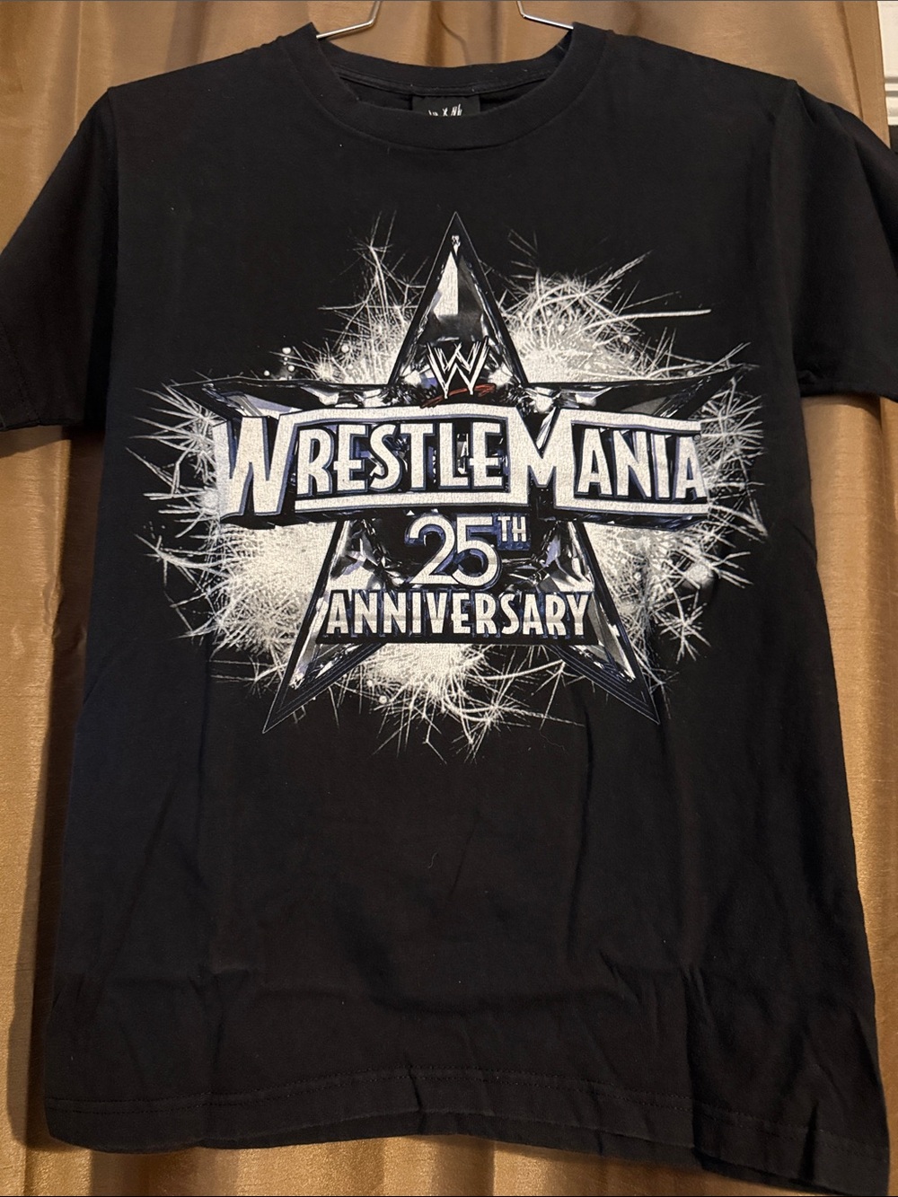 Vintage Y2K WWE Black WrestleMania 25th Anniversary Star Logo Tee